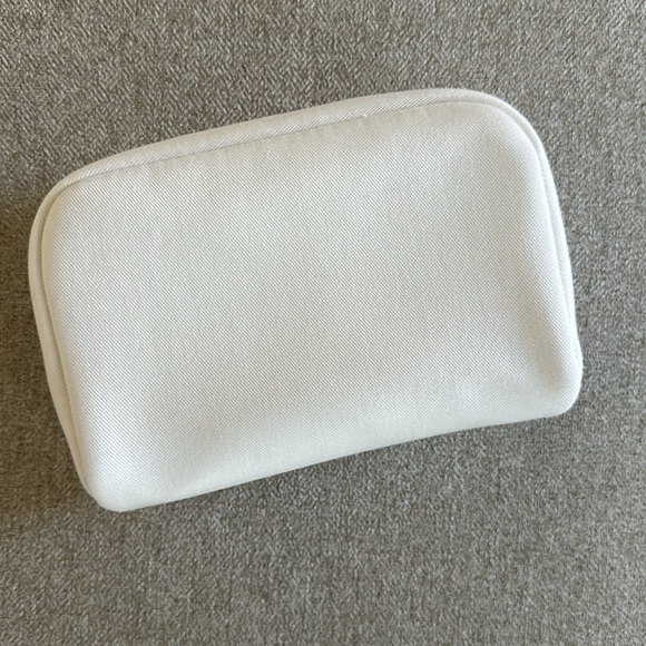 DIOR Cosmetic Pouch - Picture 4 of 10